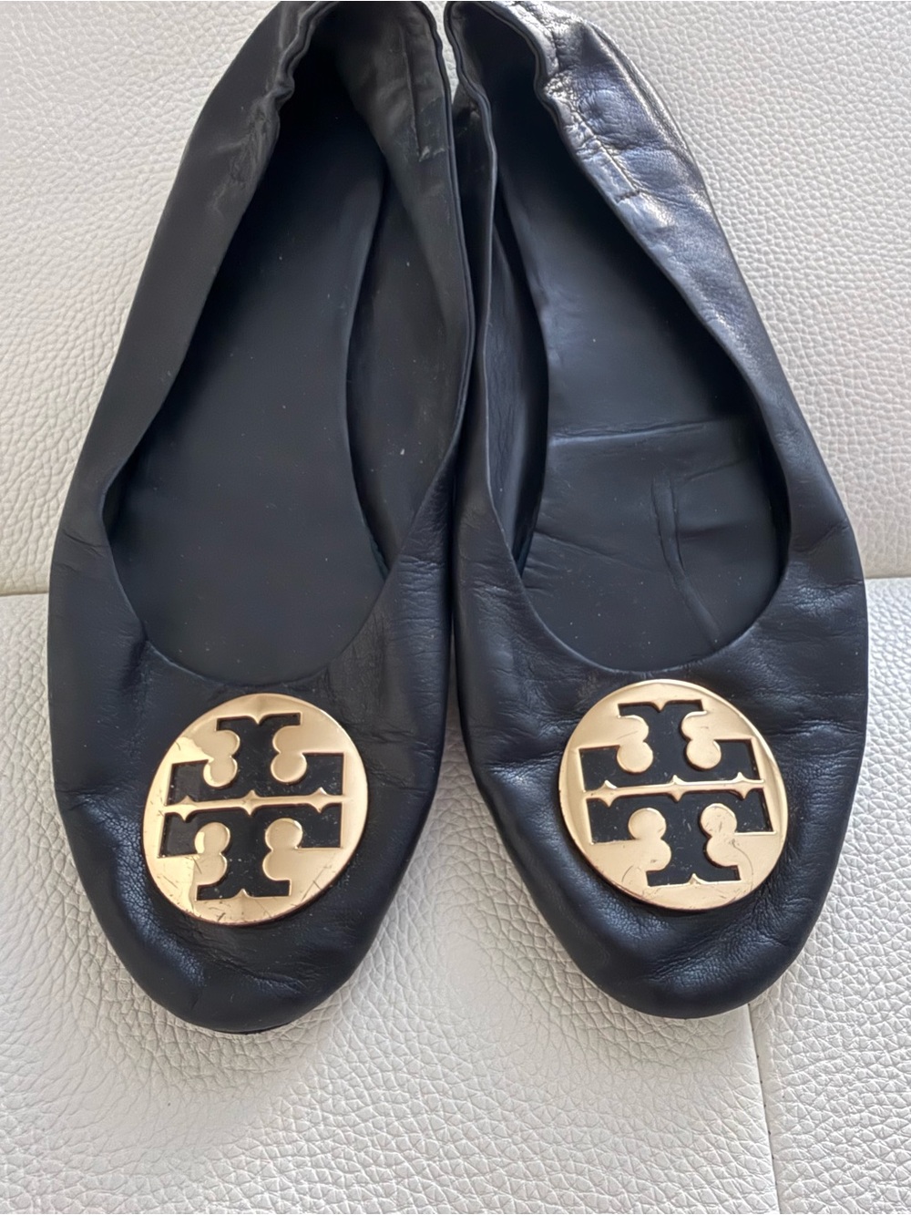 TORY BURCH CLAIRE TRAVEL BALLET FLAT w/GOLD LOGO 10.5 M